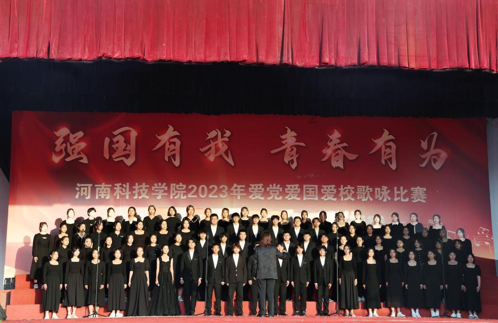 我和僵尸有个约会的主题曲是游戏画面